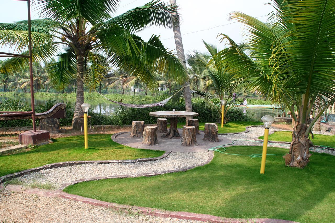 Munroe Island Lake Resort Mundrothuruth Dış mekan fotoğraf